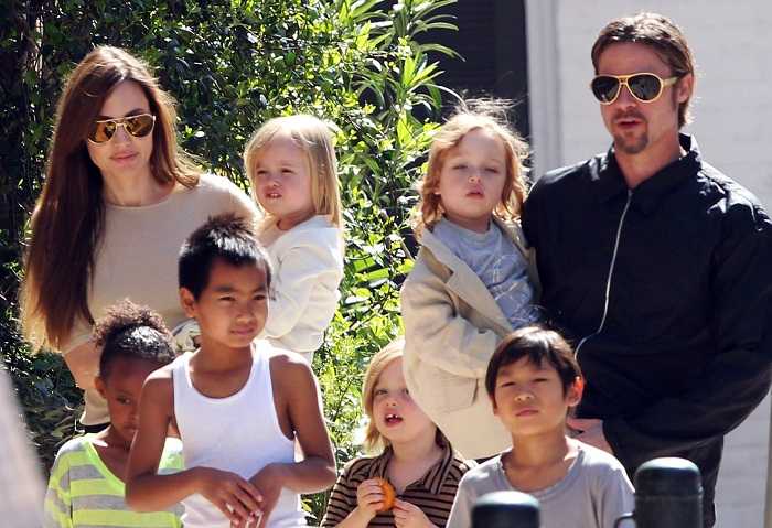 The Top 8 Richest Celebrity Families!