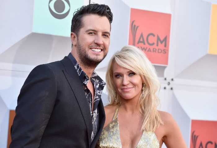 Couples Of The ACM Awards- Did Blake Bring Gwen As His Date?