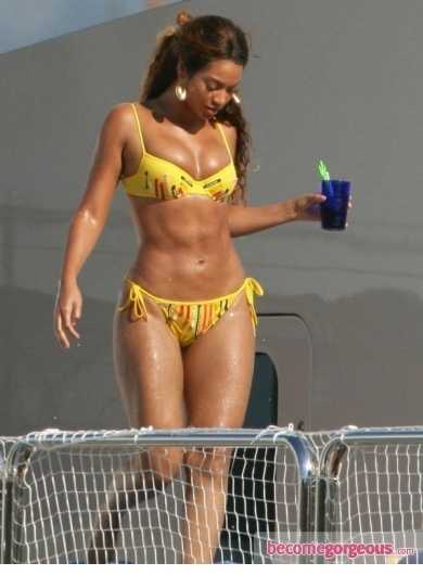 10 Hottest Celebrity Beach Bods and How They Got Them