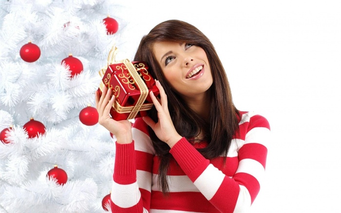 10 Fail-Proof Gift Ideas for Women